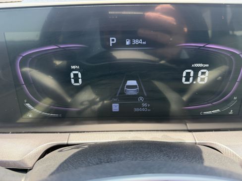 Certified 2024 Kia Telluride S FWD image 32