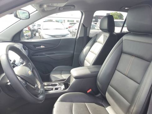 Certified 2024 Chevrolet Equinox Premier FWD image 17