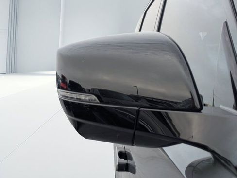 Used 2025 INFINITI QX80 Autograph w/ Autograph Exterior Package image 10