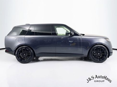 Used 2024 Land Rover Range Rover Long Wheelbase SE AWD/4WD image 8