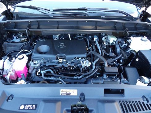 Used 2023 Toyota Highlander Bronze Edition image 32