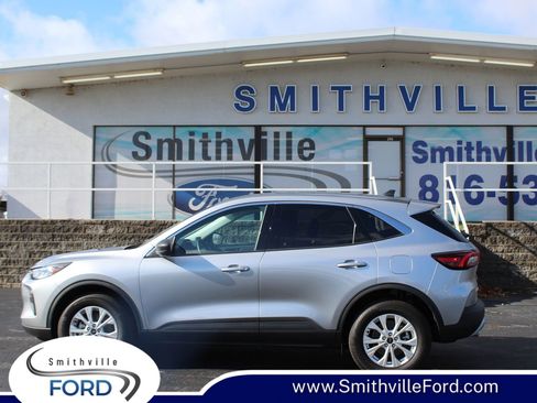 Used 2023 Ford Escape Active image 1
