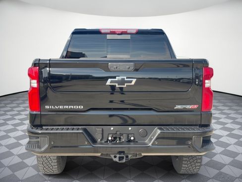 Used 2025 Chevrolet Silverado 1500 ZR2 w/ Technology Package AWD/4WD image 11