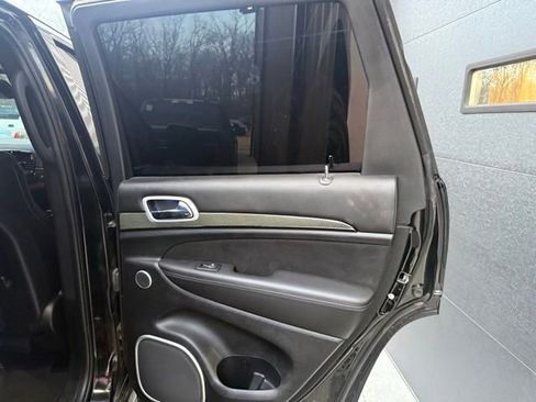 Used 2021 Jeep Grand Cherokee Trackhawk image 14