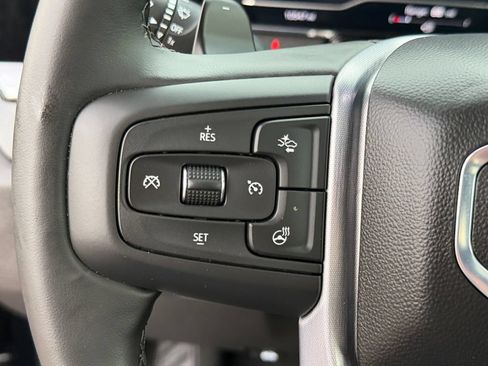 Used 2025 GMC Sierra 1500 SLT AWD/4WD image 31
