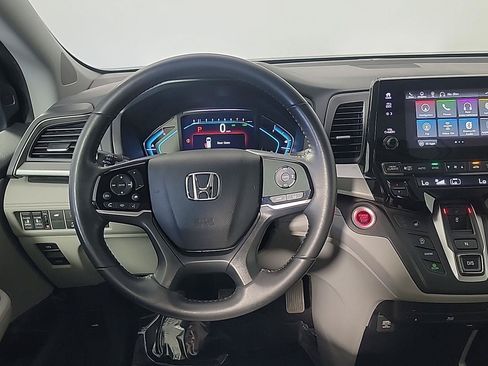 Certified 2018 Honda Odyssey Touring image 23
