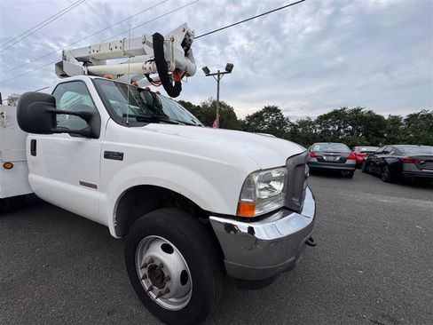 Used 2004 Ford F550 4x4 Regular Cab Super Duty image 22