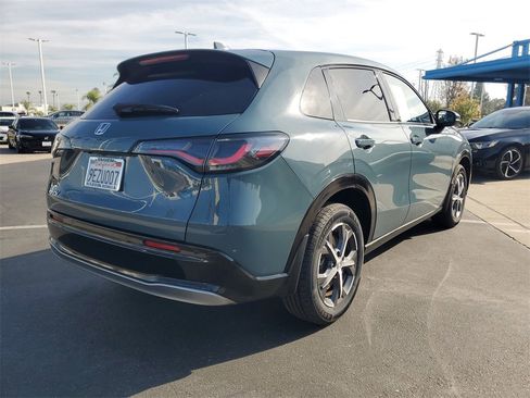 Certified 2023 Honda HR-V EX-L image 5