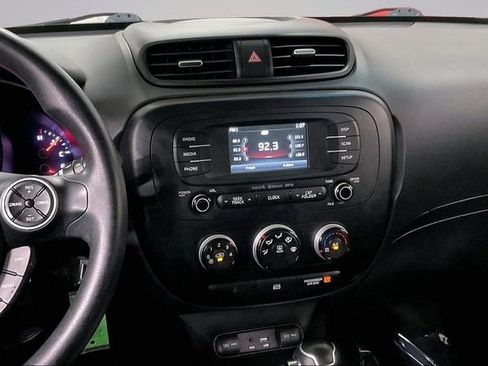Used 2016 Kia Soul w/ Convenience Package FWD image 6