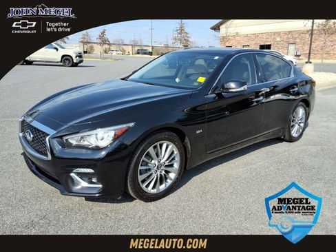 Used 2019 INFINITI Q50 Luxe image 1