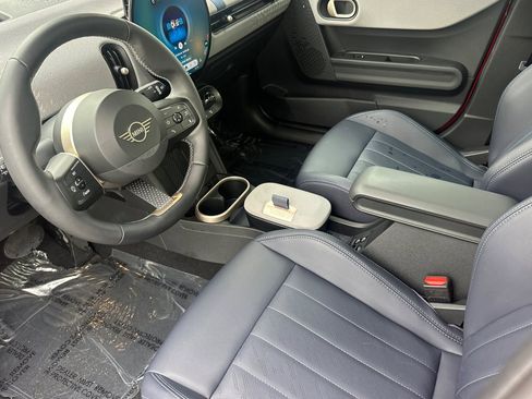 Used 2025 MINI Cooper S image 11