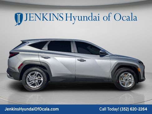 New 2026 Hyundai Tucson SE image 2