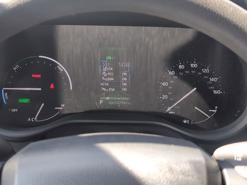 Used 2023 Toyota Sienna LE image 20