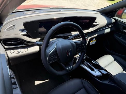 New 2026 Buick Envista Avenir FWD image 3