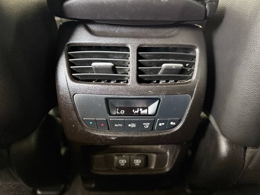 Used 2018 Acura MDX FWD image 30