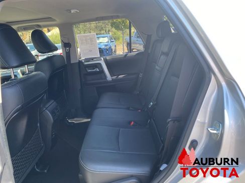 Used 2018 Toyota 4Runner Limited AWD/4WD image 28