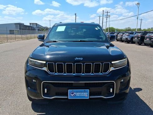 Used 2022 Jeep Grand Cherokee Overland RWD image 2