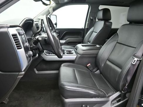 Used 2017 Chevrolet Silverado 1500 LTZ Z71 w/ LTZ Plus Package AWD/4WD image 27