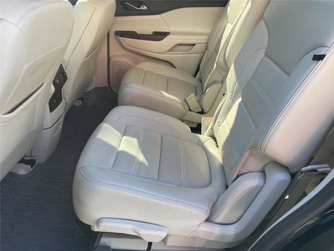 Used 2023 GMC Acadia Denali w/ Denali Ultimate Package image 30