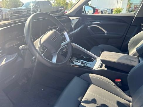 Used 2025 Audi Q5 Premium Plus AWD/4WD image 9