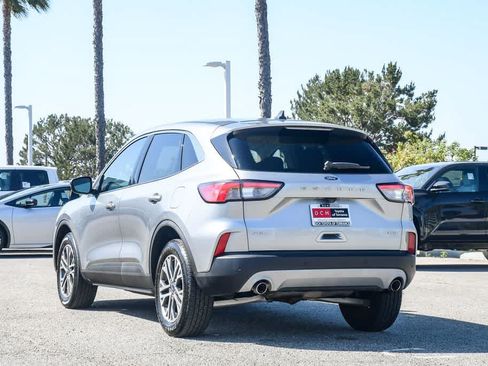 Used 2022 Ford Escape SEL AWD/4WD image 9