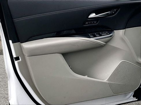 Used 2023 Cadillac XT4 Premium Luxury w/ Cold Weather Package image 21