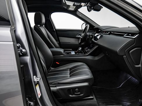 Used 2022 Land Rover Range Rover Velar R-Dynamic S image 43