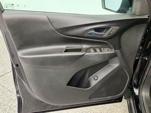 Used 2023 Chevrolet Equinox LT AWD/4WD image 10