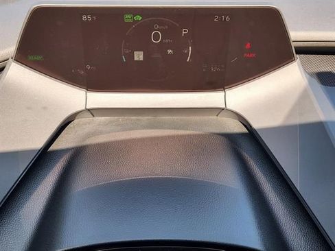 New 2026 Toyota Prius Plug-In Hybrid FWD image 11