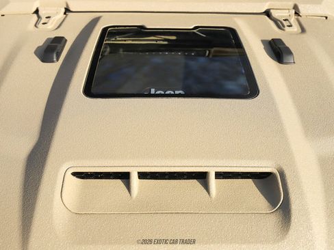 Used 2023 Jeep Gladiator Sport image 73