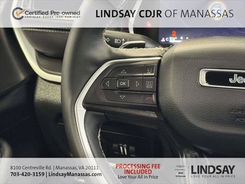 Certified 2025 Jeep Grand Cherokee Altitude AWD/4WD image 32