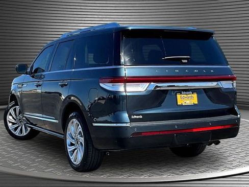 Used 2024 Lincoln Navigator Premiere AWD/4WD image 4