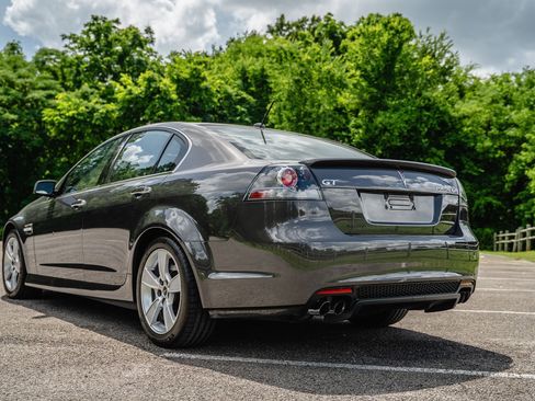 Used 2009 Pontiac G8 GT w/ Premium Package RWD image 12