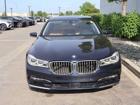 Used 2016 BMW 750i xDrive AWD/4WD image 3