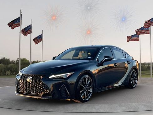 Used 2022 Lexus IS 350 F Sport image 3