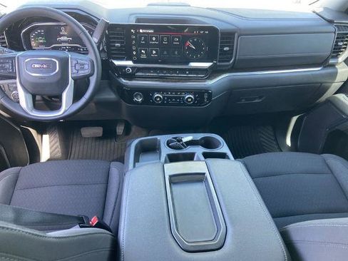 Used 2024 GMC Sierra 1500 Elevation AWD/4WD image 16