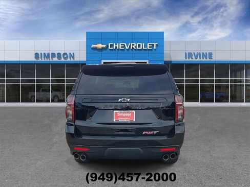 Used 2024 Chevrolet Suburban RST w/ Sport Performance Package image 7