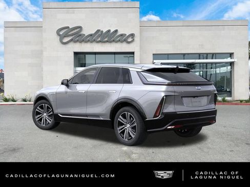 New 2026 Cadillac Lyriq Luxury AWD/4WD image 3