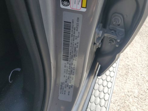 Used 2019 RAM 1500 Laramie w/ Sport Appearance Package image 10