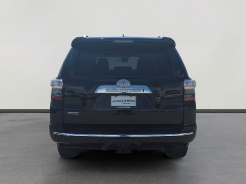Used 2023 Toyota 4Runner Limited AWD/4WD image 4