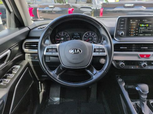 Used 2021 Kia Telluride S FWD image 16