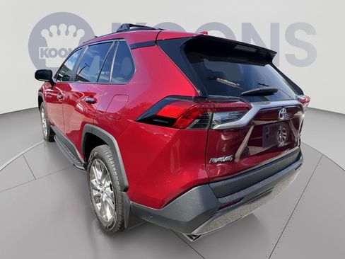 Used 2019 Toyota RAV4 Limited w/ All Weather Liner Package AWD/4WD image 2