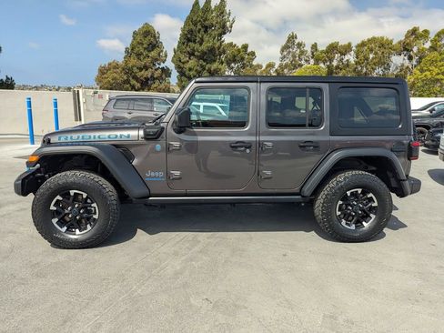 Used 2024 Jeep Wrangler Unlimited Rubicon 4xe image 8