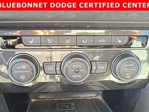 Used 2021 Volkswagen Tiguan SE R-Line image 20