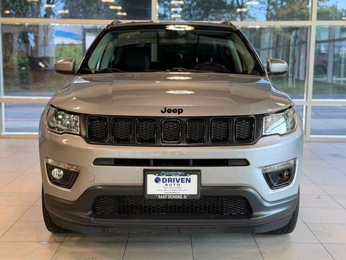 Used 2019 Jeep Compass Latitude AWD/4WD image 2