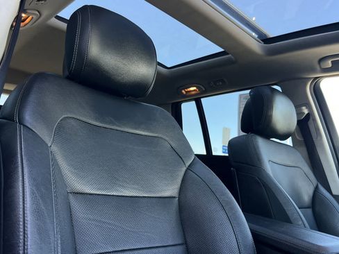 Used 2018 Mercedes-Benz GLS 550 4MATIC image 20