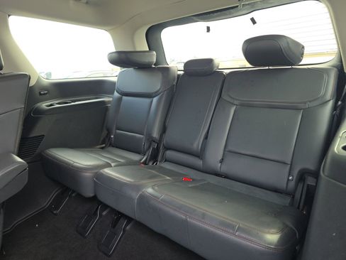 Used 2025 Ford Expedition Active AWD/4WD image 13