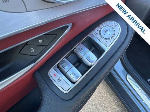 Used 2021 Mercedes-Benz GLC 300 4MATIC image 18