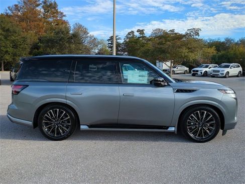 New 2026 INFINITI QX80 Autograph w/ Premium Cargo Package image 3