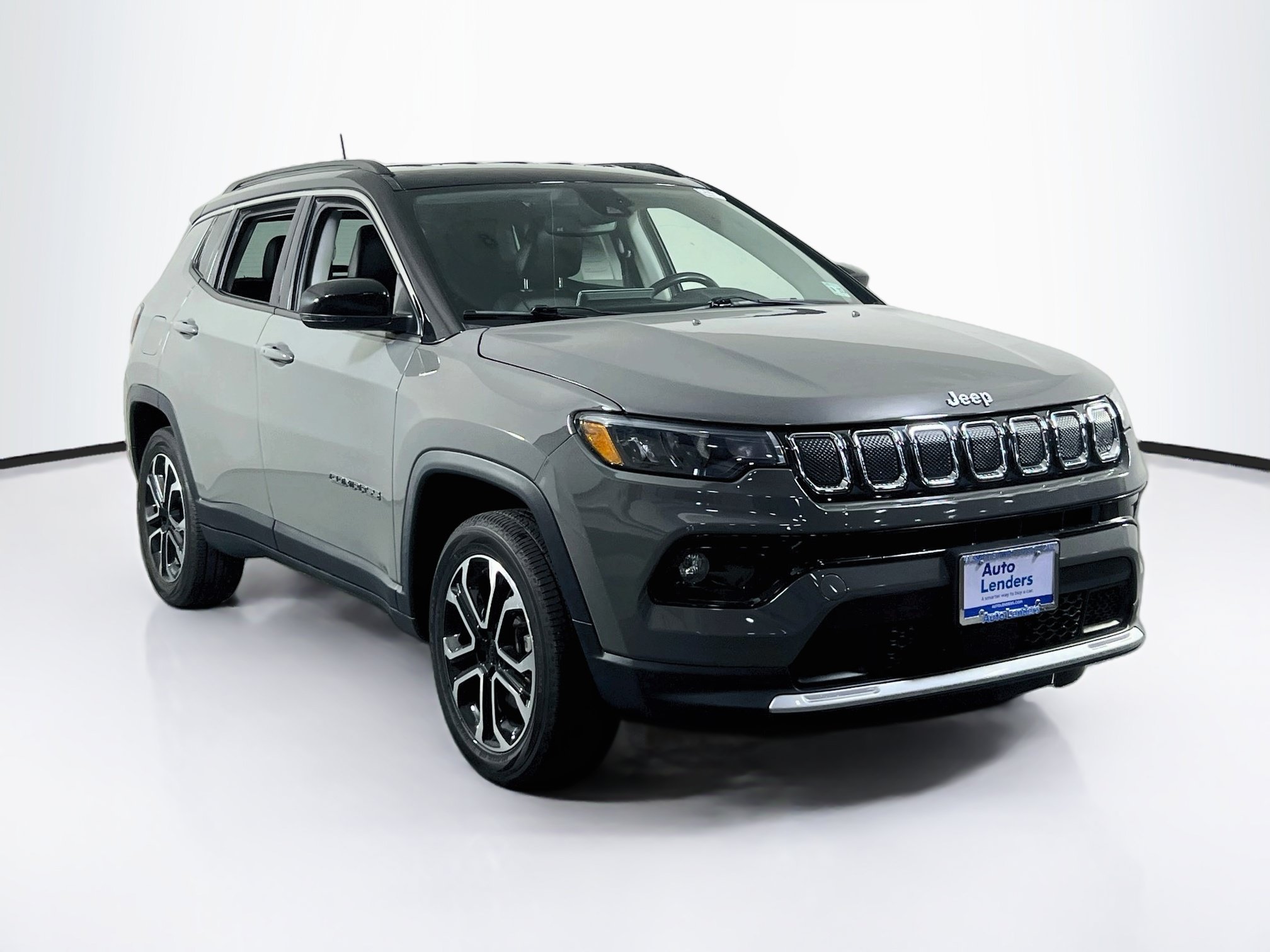 Used 2022 Jeep Compass Limited AWD/4WD image 3